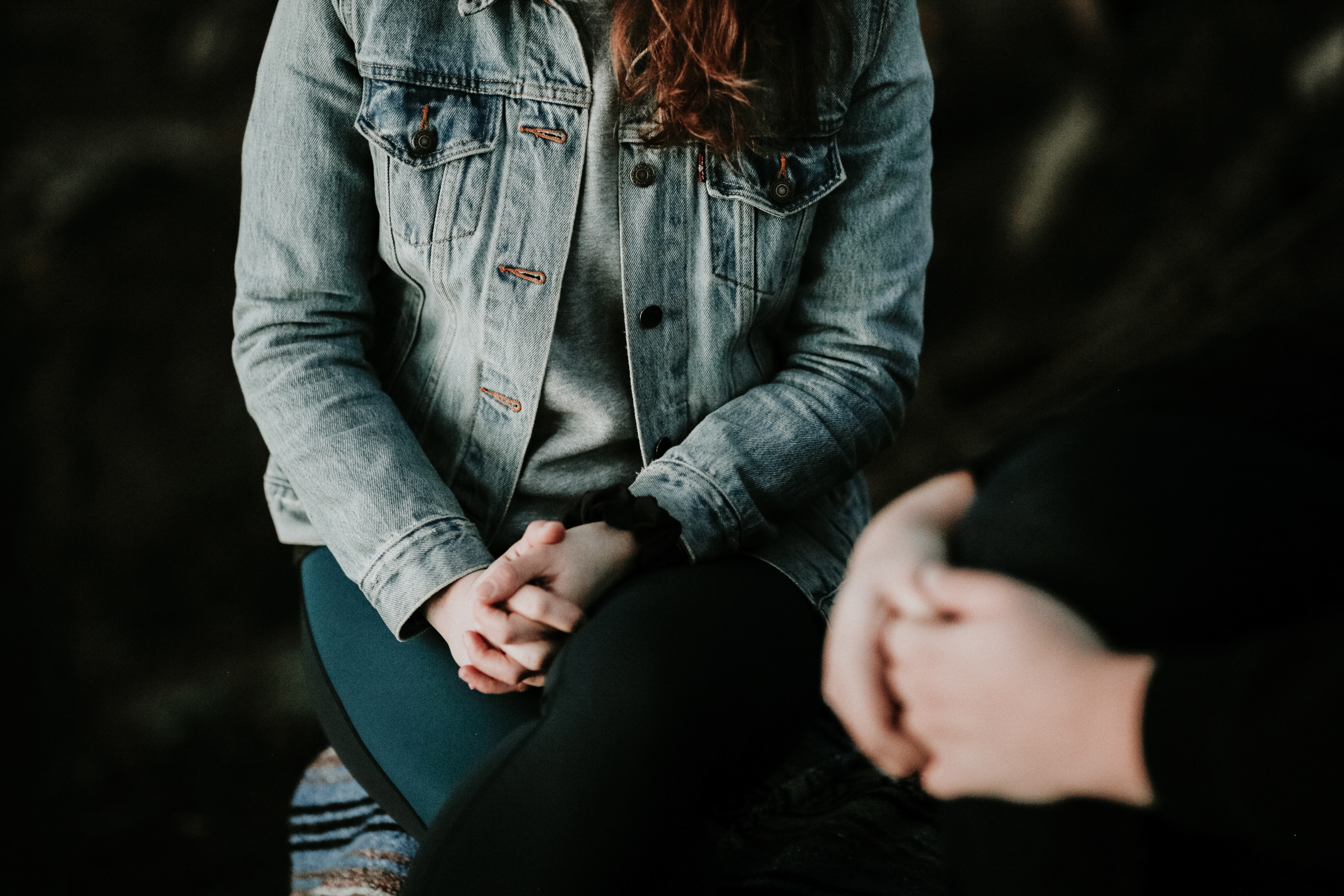 Sound Healing and Cognitive Behavioral Therapy: Harmonizing Paths to Wellbeing